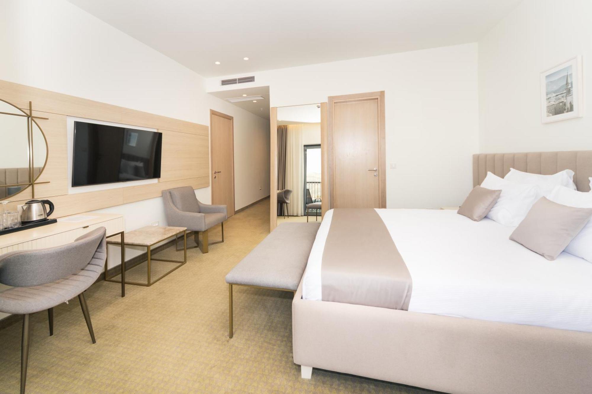 Hotel Pima Будва Экстерьер фото